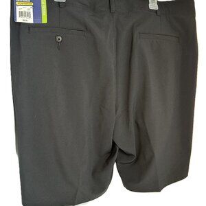 Men's Ben Hogan Performance Shorts Size 42" Waist Color Is Black NWT